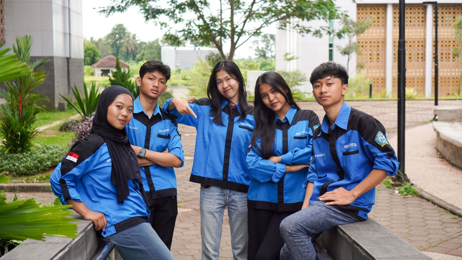 Anggota Divisi Kader